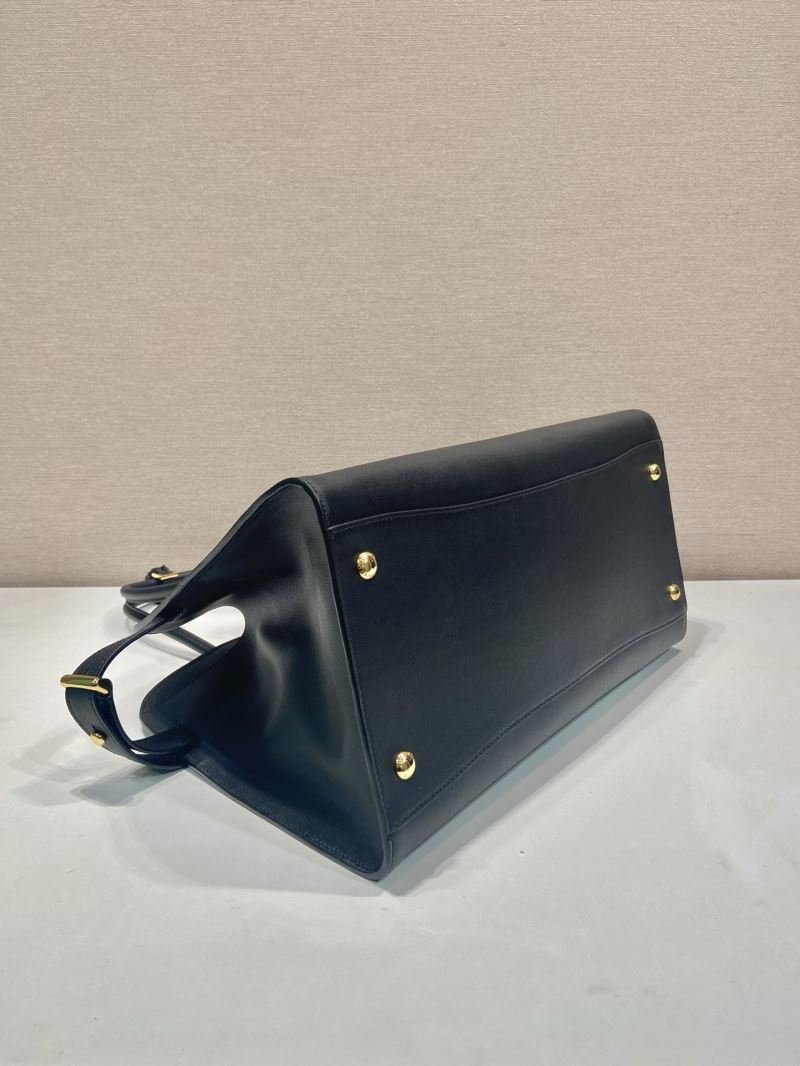 Pra*a top handle bags